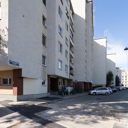 Two Bedrooms - 85 Squaremeters - 4 Min To U6 Dresdner Str ウィーン エクステリア 写真