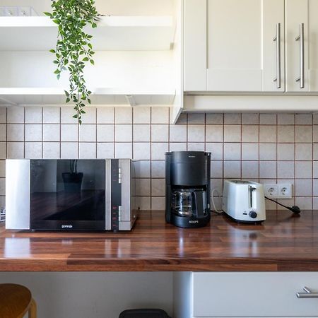 Two Bedrooms - 85 Squaremeters - 4 Min To U6 Dresdner Str ウィーン エクステリア 写真