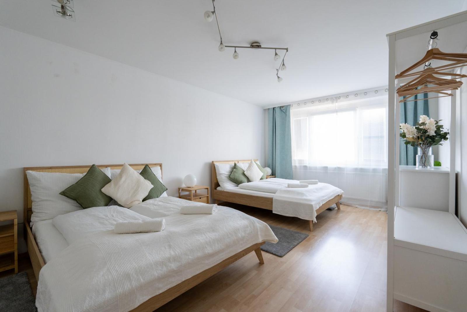 Two Bedrooms - 85 Squaremeters - 4 Min To U6 Dresdner Str ウィーン エクステリア 写真